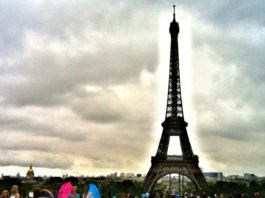 La torre Eiffel, símbolo de París. (Foto: La Crónic@)