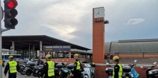 Efectivos de la UME en la estación de Atocha.