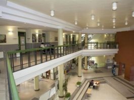 Interior del edificio de la Universidad de Alcalá en la calle Cifuentes de Guadalajara.