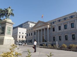 Congreso de los Diputados en el verano de 2023. (Foto: La Crónic@)