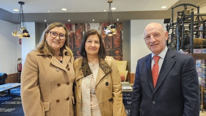 Eva Ramírez, Isabel Serrano Frías y Vicente Rouco en la despedida de la presidenta de la audiencia, hace casi un año.