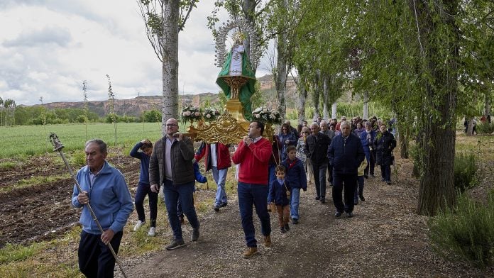 Procesión de San Cleto el 27 de abril de 2024. (Foto: Ayuntamiento de Yunquera de Henares)