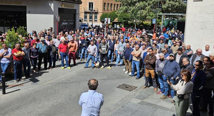 Protesta de agricultores en Guadalajara el 22 de mayo de 2024 por las restricciones a las cosechadoras.