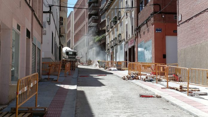 Estado de las obras de la calle Cervantes el 23 de julio de 2024. (Foto: La Crónic@)