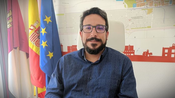 Miguel Óscar Aparicio, alcalde de Azuqueca de Henares, en julio de 2024. (Foto: La Crónic@)