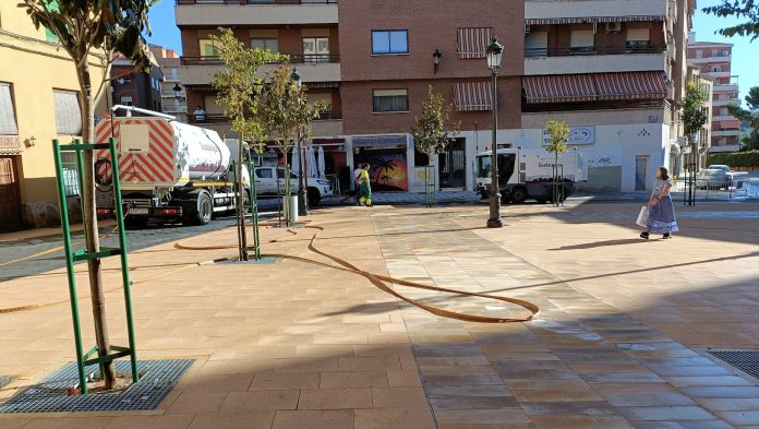 San Esteban, en el día en que daba por terminada la reforma de la plaza. (Foto: La Crónic@)