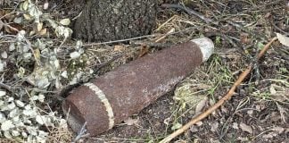El proyectil encontrado en Hontoba tenía toda su carga explosiva intacta. (Foto: Guardia Civil)