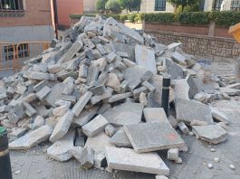 Construcción y obra pública se están nutriendo en España, esencialmente, de trabajadores extranjeros. En la imagen, obras de reforma de la calle Cervantes de Guadalajara el 13 de agosto de 2024. (Foto: La Crónic@)