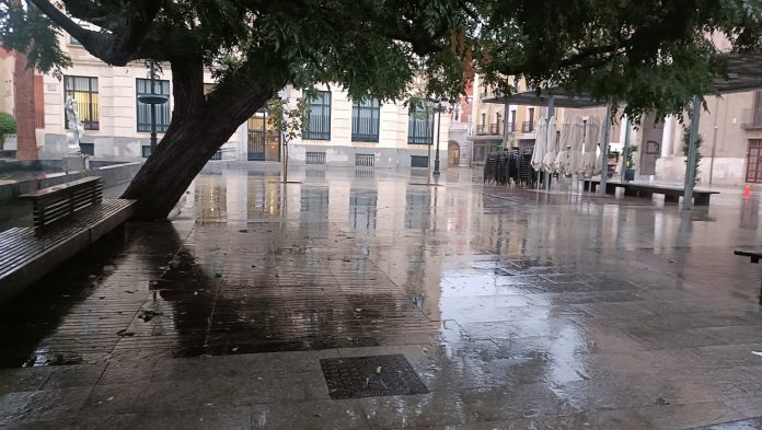 El Jardinillo bajo la lluvia, en la mañana del 29 de agosto de 2024. (Foto: La Crónic@)