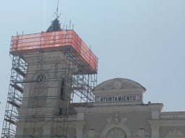 Torre del Ayuntamiento de Guadalajara en agosto de 2024. (Foto: La Crónic@)