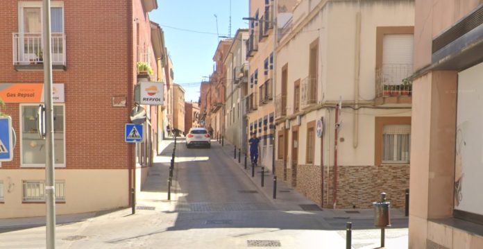 Uno de los tramos de la calle de Pareja Serrada, en Guadalajara. (Foto: Google Maps)