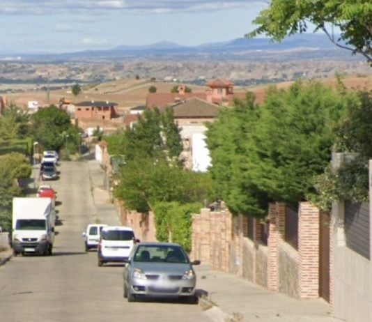 Calle Isla de Tenerife, en la urbanización El Coto, de El Casar. (Foto: Google Maps)