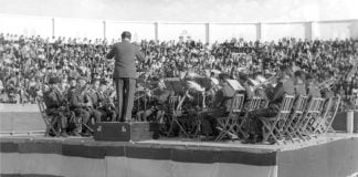 Concierto de la Banda de Música Provincial en la plaza de toros de Guadalajara. (Foto: Archivo López-Calvo)