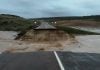 El río Piedra se ha llevado la carretera a su paso por Embid, según la imagen del vídeo que incluimos en esta noticia, remitido a LA CRÓNICA.