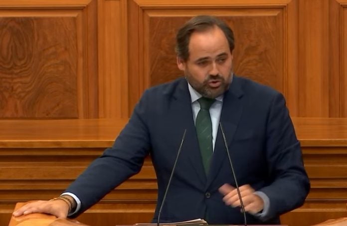 El presidente del PP de Castilla-La Mancha, Paco Núñez, durante su intervención en el Debate del Estado de la Región de 2024.