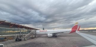 Avión de Iberia en Barajas, en 2024. (Foto: La Crónic@)