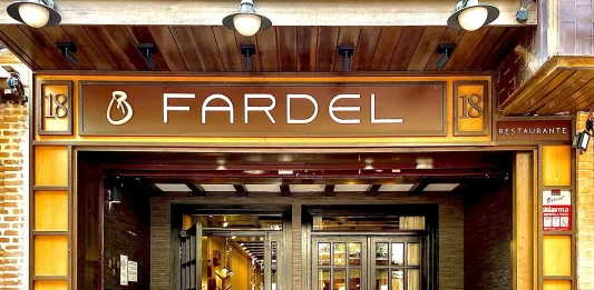 Exterior del restaurante Fardel, en Guadalajara.