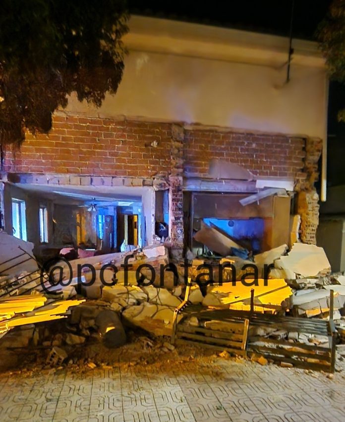 El bajo ha quedado arrasado y todo el edificio muy dañado por la explosión de butano en Fontanar. (Foto: Protección Civil de Fontanar)