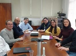 Sindicalistas de UGT tras el acuerdo alcanzado en la central nuclear de Trillo.