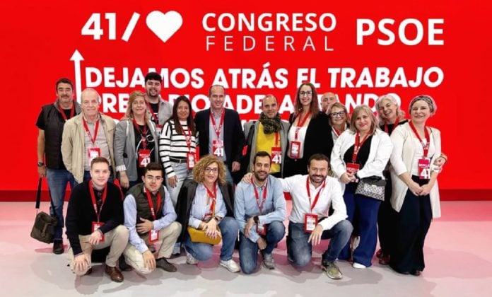 Militantes del PSOE de Guadalajara presentes en el congreso de Sevilla. (Foto: Instagram)