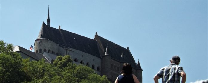 Castillo de Vianden, en Luxemburgo. A este pueblo llegó víctor Hugo mucho después de corretear por Guadalajara, cuando niño. (Foto: La Crónic@)