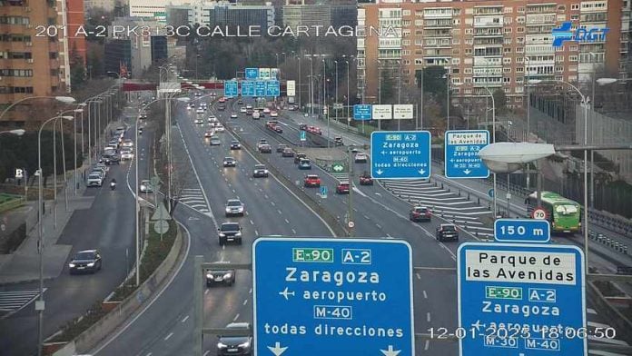 El tramo final de la A-2 casi llegando ya a Madrid, ocupado de nuevo en todos sus carriles. (Foto: DGT)