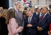 El presidente de Castilla-La Mancha, Emiliano García-Page, ha asistido a la inauguración de la Feria Internacional de Turismo, FITUR por los Reyes de España.