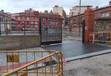 Acceso al aparcamiento del Mercado de abastos. (Foto: La Crónic@)